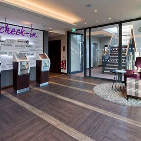 Premier Inn Staines Upon Thames Exterior photo